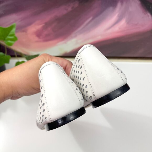 Nordstrom Scarlet Pointed Toe Flat in White Perforated Size 6 - Picture 11 of 14